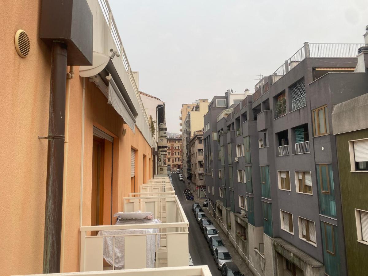 La Casa Di Giacomo Con Parcheggio Trieste Luaran gambar